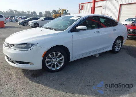 2015 Chrysler 200 C z USA, uszkodzony, nr VIN 1C3CCCCB2FN576353